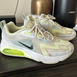 Air Max 200 Pistachio Frost